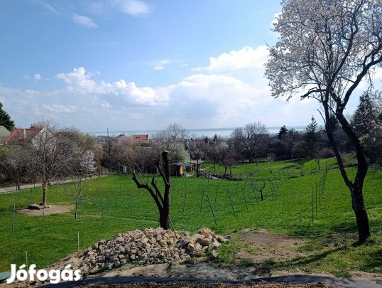 Eladó Telek, Csopak 88.900.000 Ft