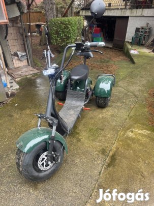 Eladó Teljesen Új!!! 3 kerekű elektromos robogó