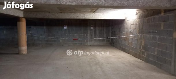 Eladó Teremgarázs, Pécs
