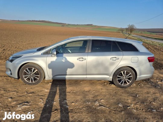 Eladó Toyota Avensis
