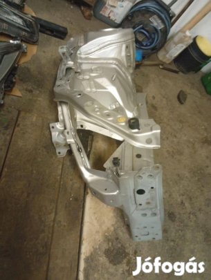 Eladó Toyota Corolla alkatrészek Tahitótfalun