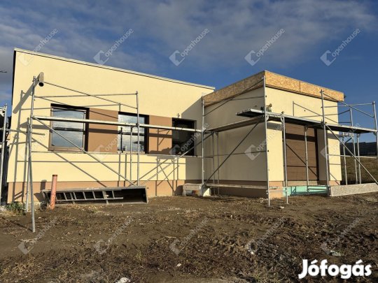 Eladó ÚJ ÉPÍTÉSŰ ház Bábolnán!