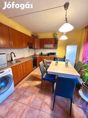 Eladó Újpesti lakás
