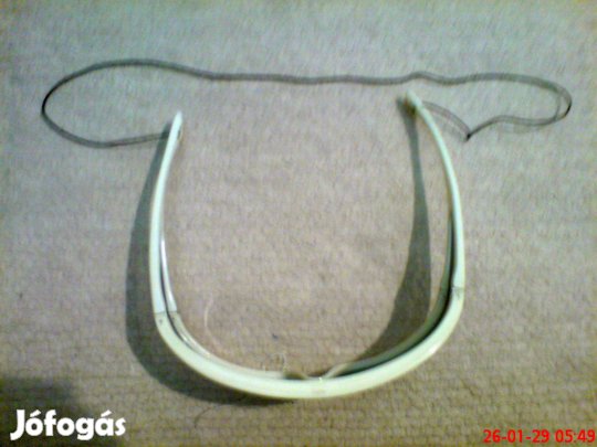 Eladó Uvex Beta 51 fehér keretes napszemüveg síeléshez