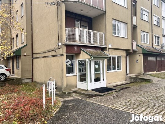 Eladó Üzlethelyiség, Balatonalmádi