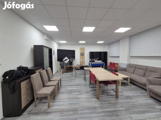 Eladó Üzlethelyiség, Debrecen
