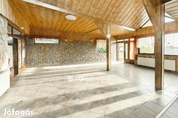 Eladó Üzlethelyiség, Gyenesdiás