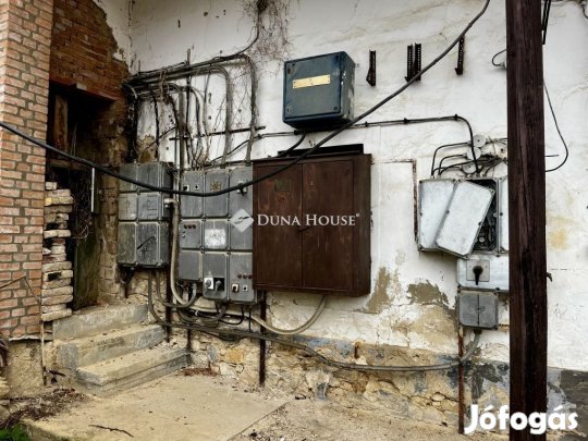 Eladó Üzlethelyiség, Ófalu