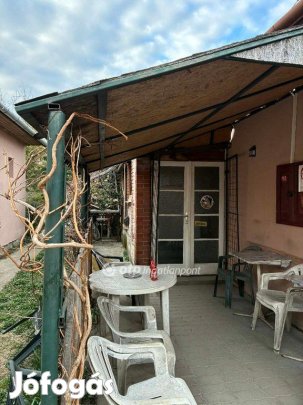 Eladó Üzlethelyiség, Sarkad