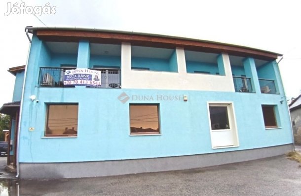 Eladó Üzlethelyiség, Üllő