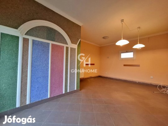 Eladó Üzlethelyiség, Várpalota 26.800.000 Ft