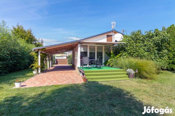 Eladó VÍZ KÖZELI nyaraló Balatonmáriafürdőn!