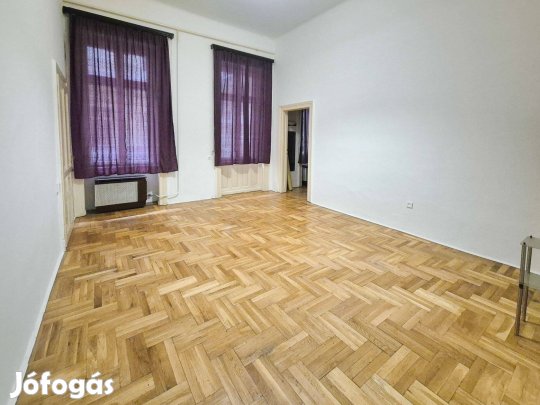 Eladó V. kerület, Honvéd utcai 61 m lakás