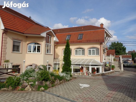 Eladó Vendéglátás, Hajdúszoboszló 490.000.000 Ft