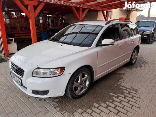 Eladó Volvo V50