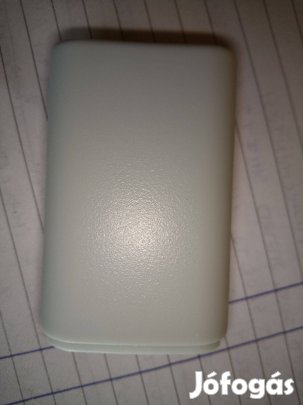 Eladó Xbox 360 Elemtartó Fehér vagy Fekete Új Termék :