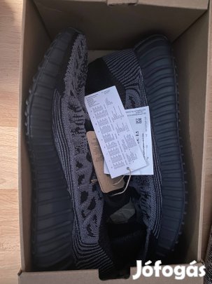 Eladó Yeezy Boost 350 Cmpct - fekete