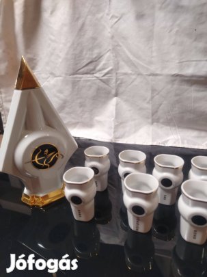 Eladó Zsolnay készlet