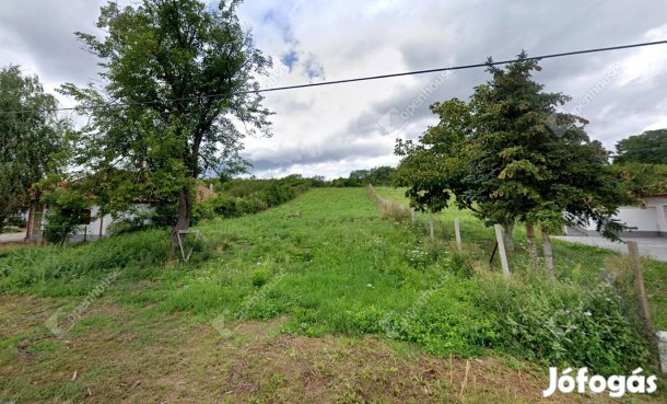 Eladó 2181 m2-es telek Szegiben, kiváló lehetőség, kedvező ár!