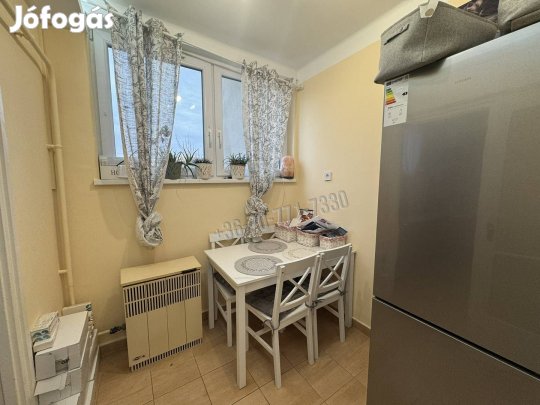 Eladó, 2 szobás téglalakás Heves központjában! Felújított állap 31_lvi