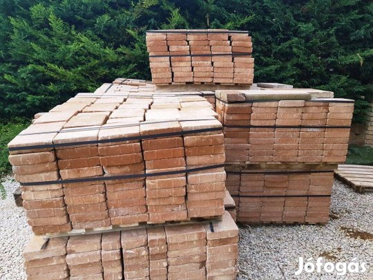 Eladó "A beton Savaria" térkő135 nm