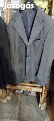 Eladó. Férfi. Szürke Zakó. 50-es
