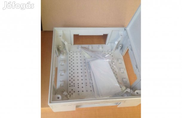 Eladó (Kronection Box II) Műanyag kivitelű kötődoboz!