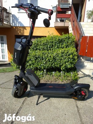 Eladó: Segway Ninebot Max G3 + külső akkumulátor