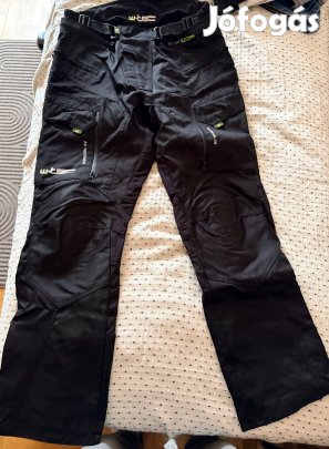 Eladó! Szinte új (1 szezont használt) női, férfi motoros ruházat.