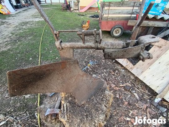 Eladó  egy fejes eke