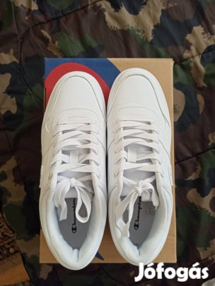 Eladó, fehér Champion férfi cipő 