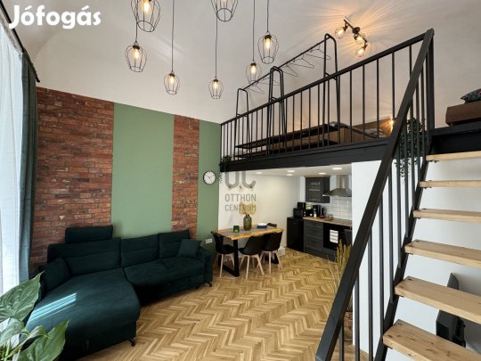 Eladó, prémium apartman Debrecen, Kossuth utca  59 nm, két különálló