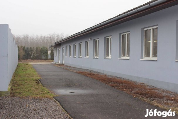 Eladó, vagy kiadó ház, raktár, műhely vállalkozásra kitűnően alkalmas