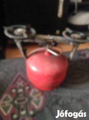 Eladó a camping gázpalack két égőfejjel