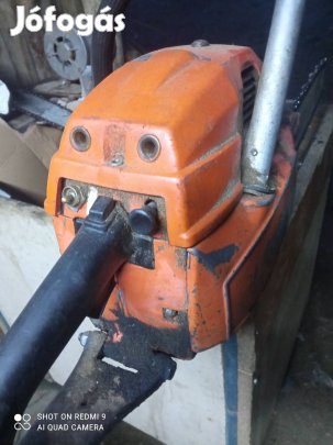 Eladó a képeken látható Husqvarna láncfűrész 