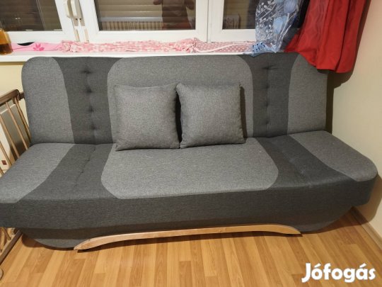 Eladó a képeken látható szét nyitható kanapé ágynemű tartós 