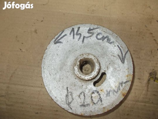 Eladó a képen látható 14,5 cm átmérőjű egy pályás ékszíj tárcsa