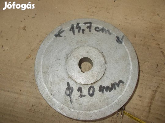 Eladó a képen látható 14,7 cm átmérőjű két pályás ékszíj tárcsa