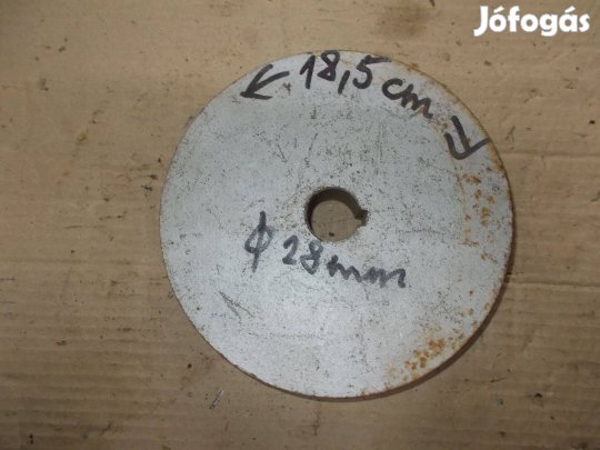 Eladó a képen látható 18,5 cm átmérőjű egy pályás ékszíj tárcsa