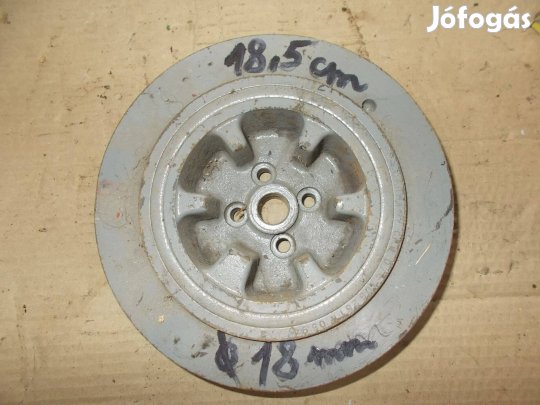 Eladó a képen látható 18,5 cm átmérőjű két pályás ékszíj tárcsa