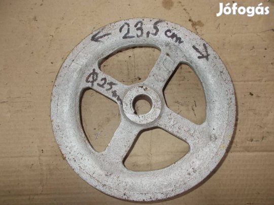 Eladó a képen látható 23,5 cm átmérőjű egy pályás ékszíj tárcsa