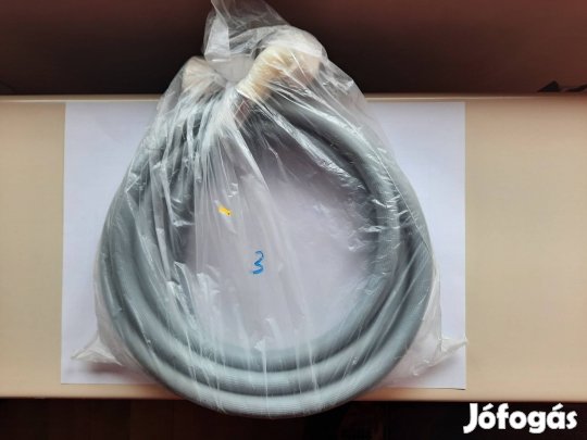 Eladó a képen látható 3 m hosszú Mosógép bekötőcső!