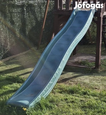 Eladó a képen látható Csúszda!