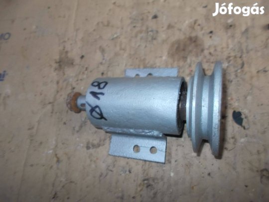 Eladó a képen látható csapágyazott tengely 9 számú