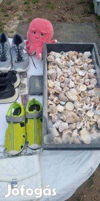 Eladó a képen látható dolgok