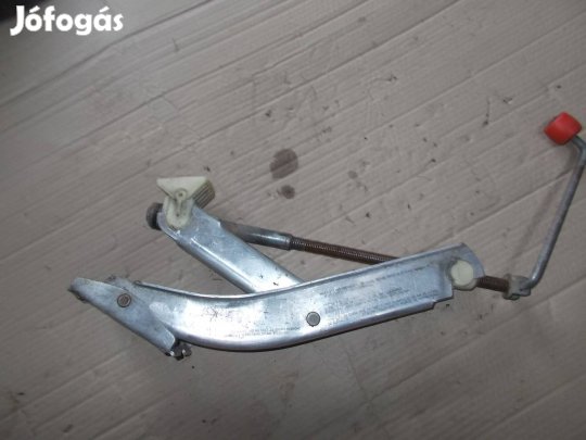 Eladó a képen látható emelő jó állapotban 26 számú