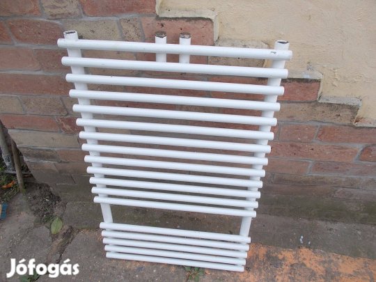 Eladó a képen látható fürdőszoba radiátor