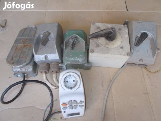 Eladó a képen látható használt elektromos tartozék csomag 4 számú