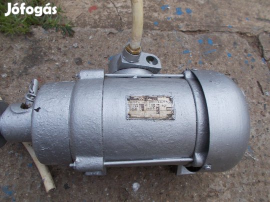 Eladó a képen látható használt varrógép tartozék