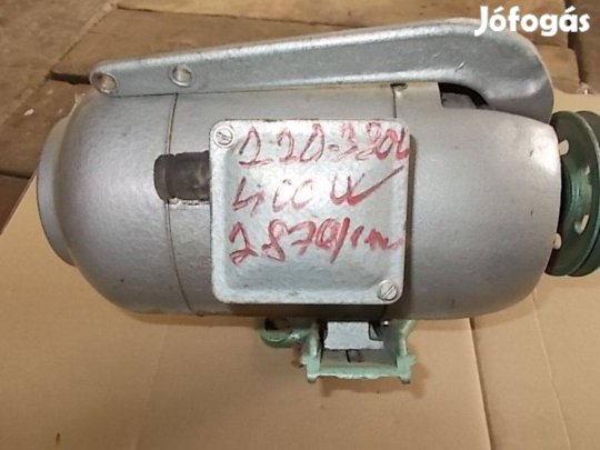 Eladó a képen látható használt varrógép tartozék 2